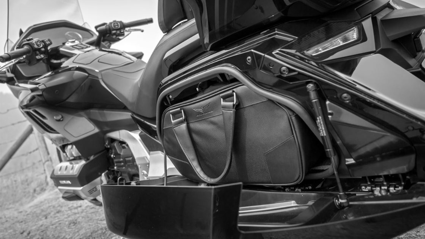 Honda GL1800 Gold Wing Tour, pack d’options complet